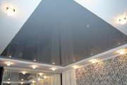 серый натяжной потолок